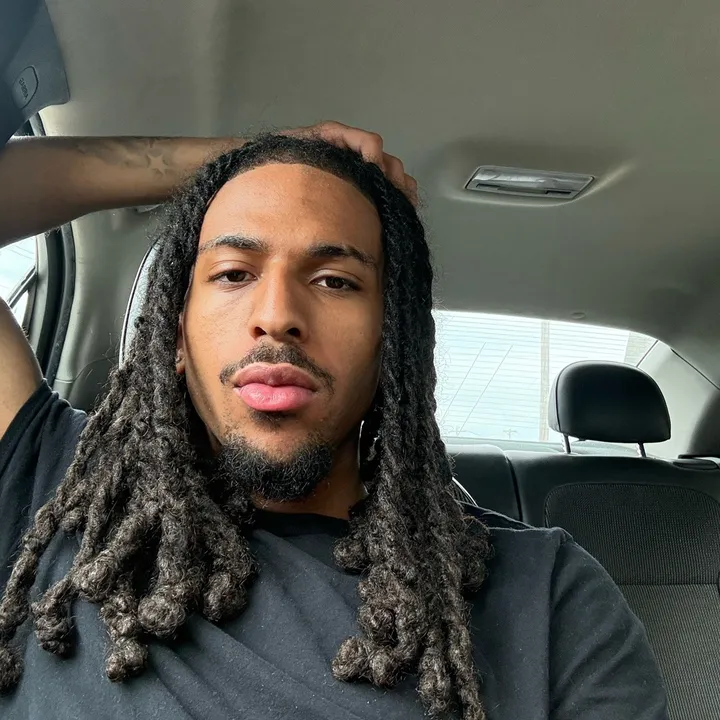 @therealdeucee