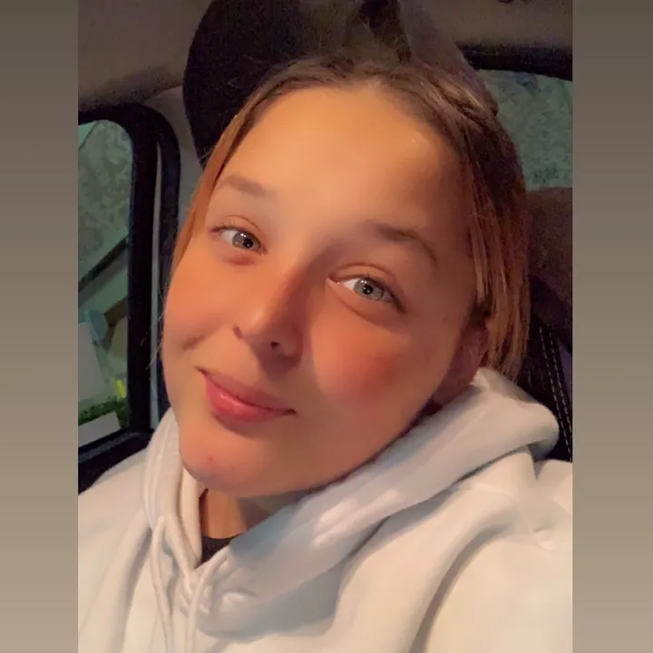 @call.me_lizzybeth
