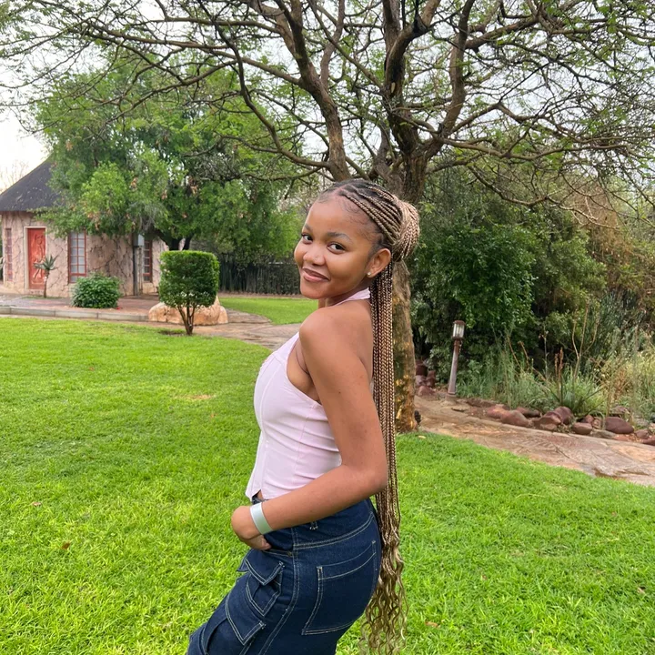 @tracy.moji