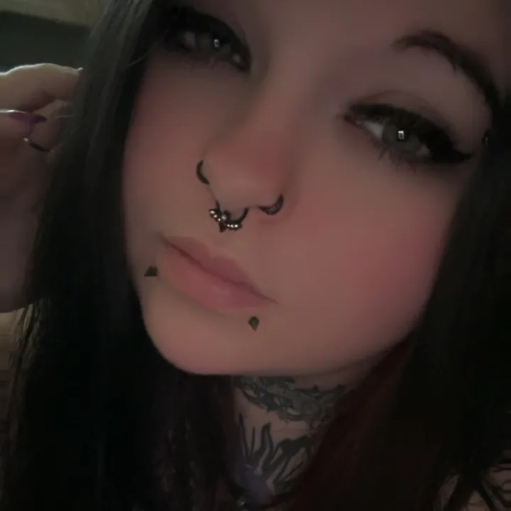 @emorawrness