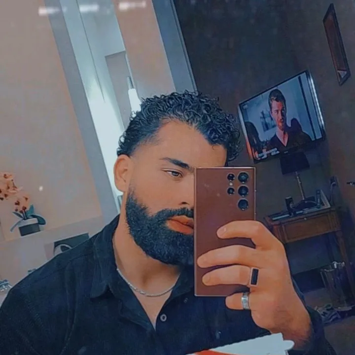 zain_qurashi