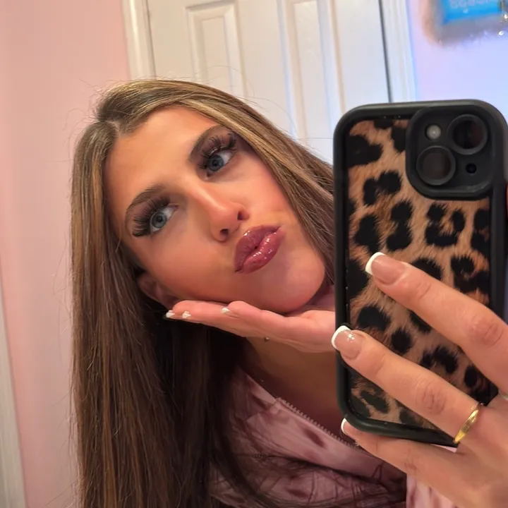 @intheskywithgia