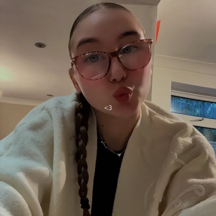 @justelssx