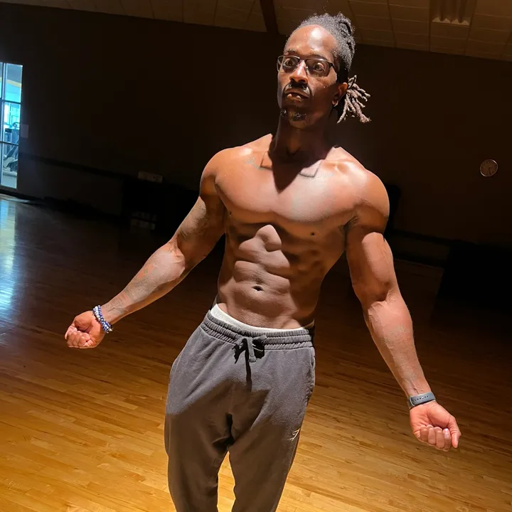 @iamfitsaint