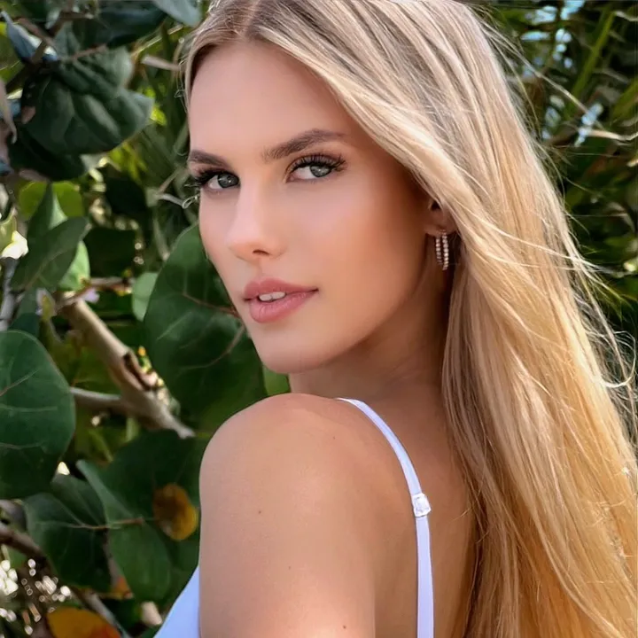 @itsvladameronenn