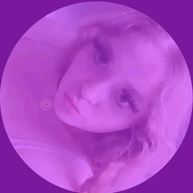 labreesha_shortythicc