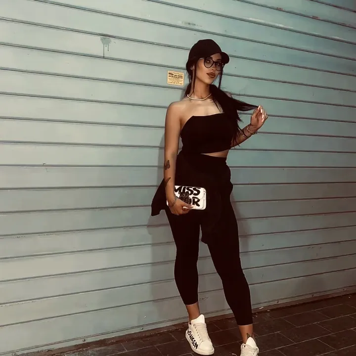 @_lunavalle_