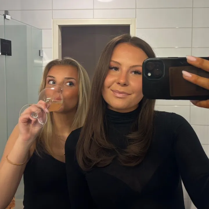 @tyralitstrom