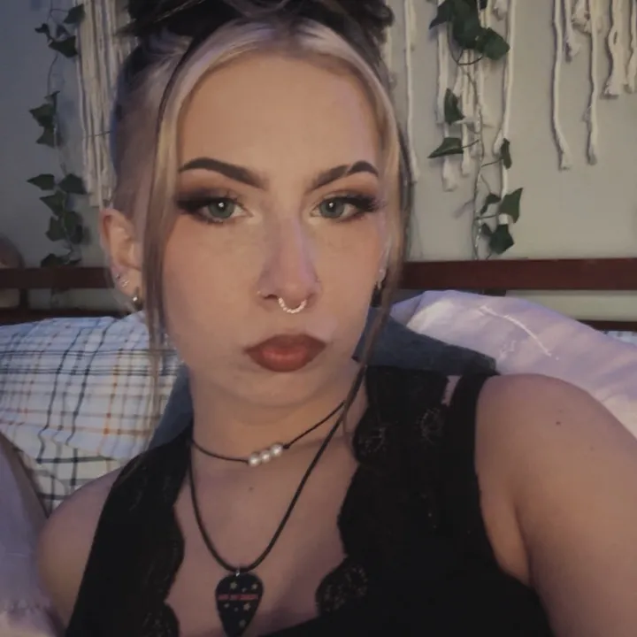 @mollyutt