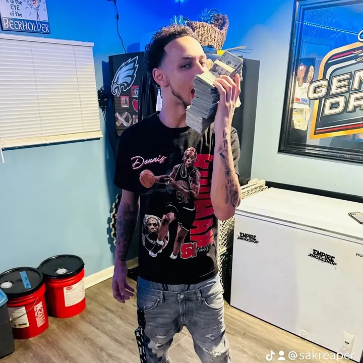 @sakchaserleon