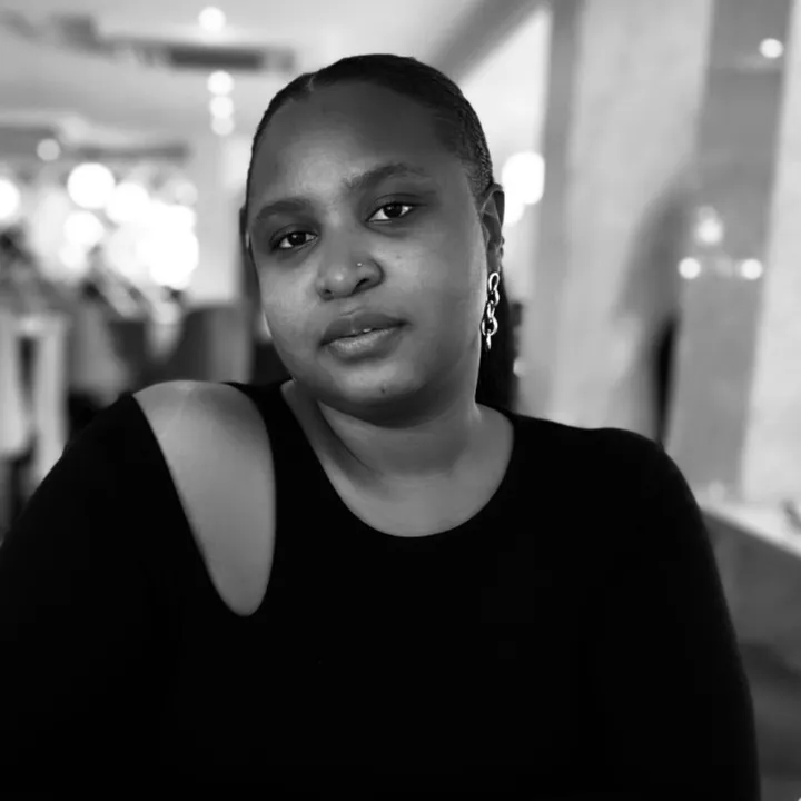 @thejenniferabah