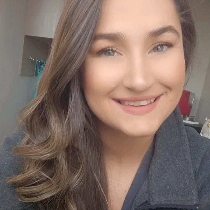 @paigenicolaidis