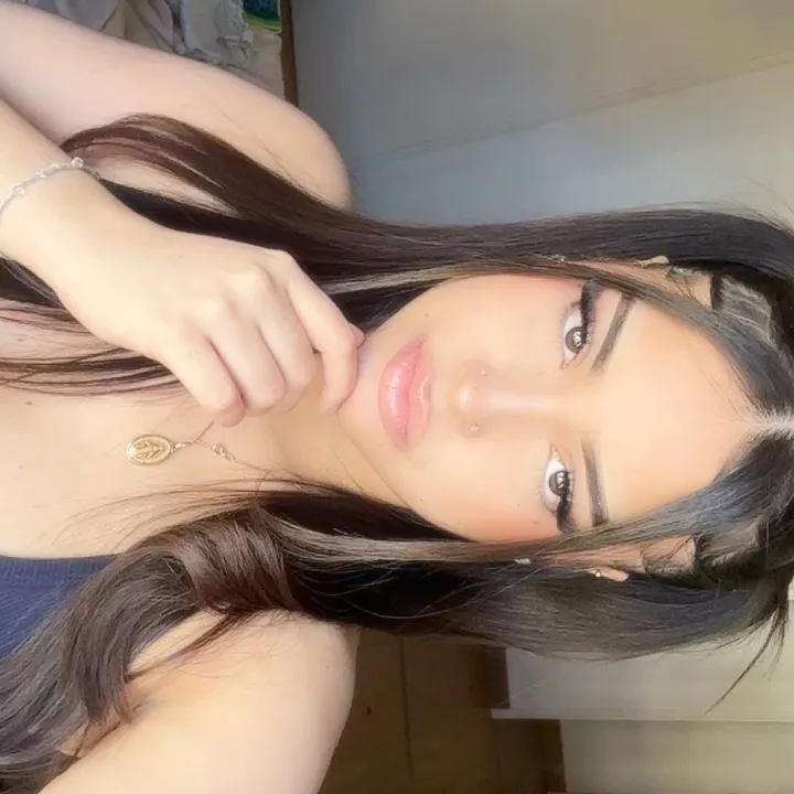 uzzmya__
