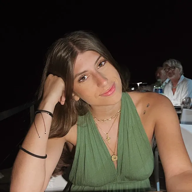 @luciaaraamireez
