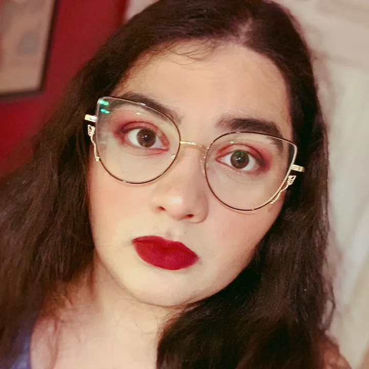 @motleydilettante