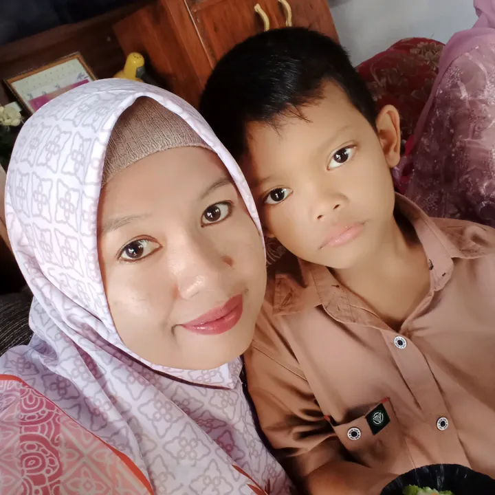 desidiyani22