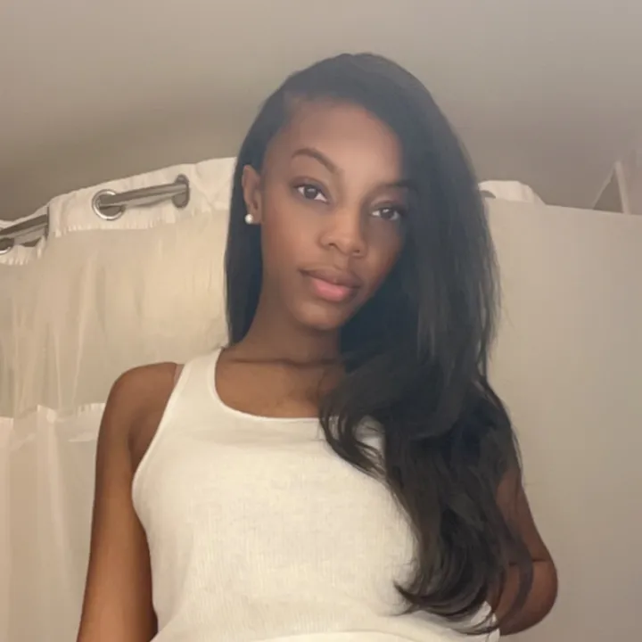 @slimdivinee