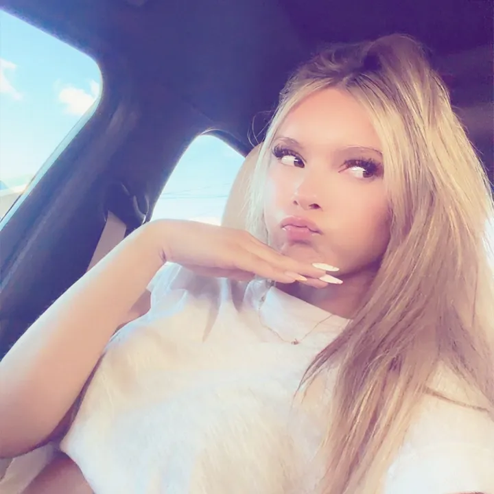 @brookefischerr