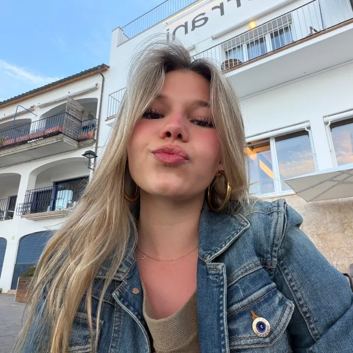 celia.bv