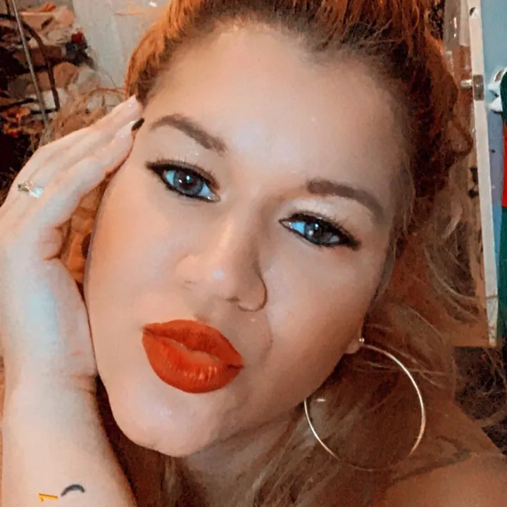 @jenzerrgz