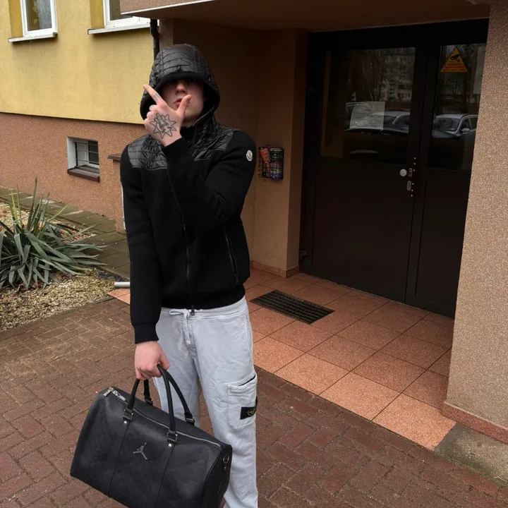 lukaszfinesk0