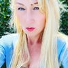 mommablondebombshell