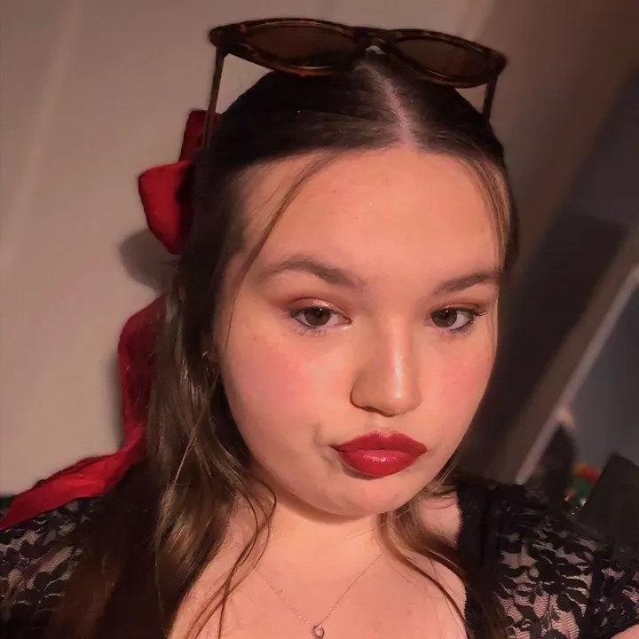 @sammi_peach_