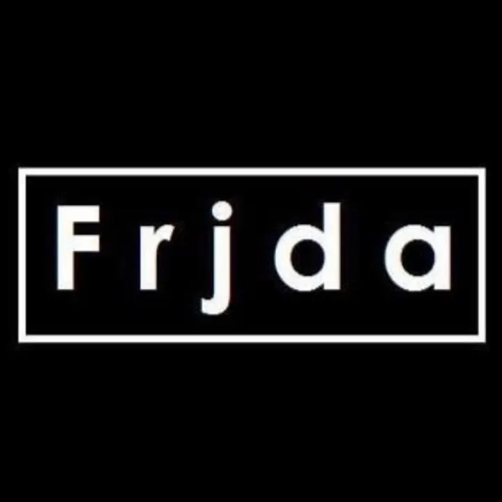 frjdaofficial_curvy