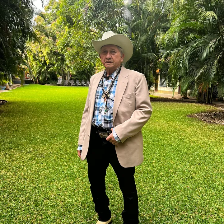 www.curandero