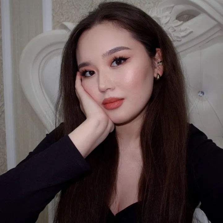 @aurallynnn