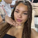 @itsalexisroberts
