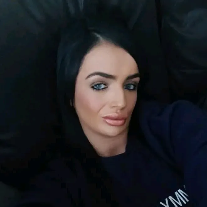 @robynlarkin22