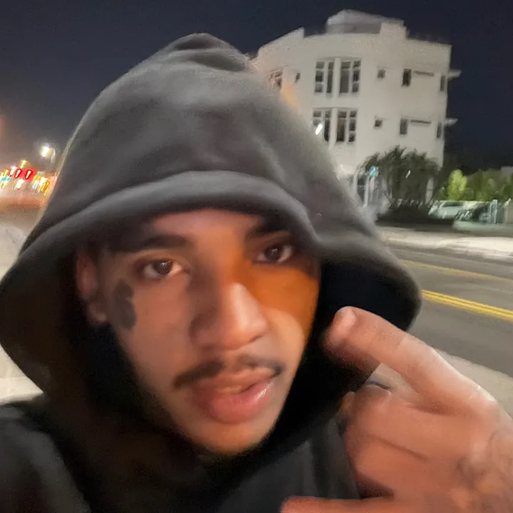 unkle2k_