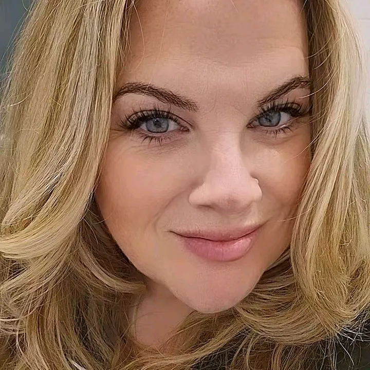 @lessoflou