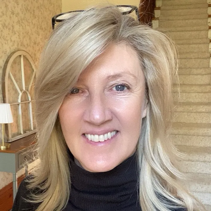 simplysocialwithsuz