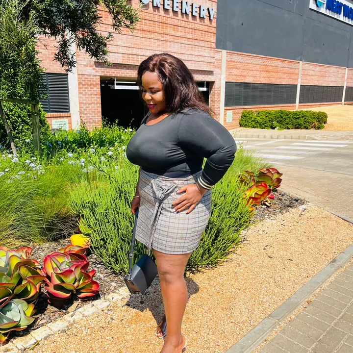 @miss_naomi939