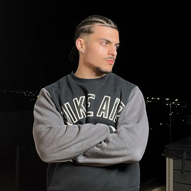 @thezachos