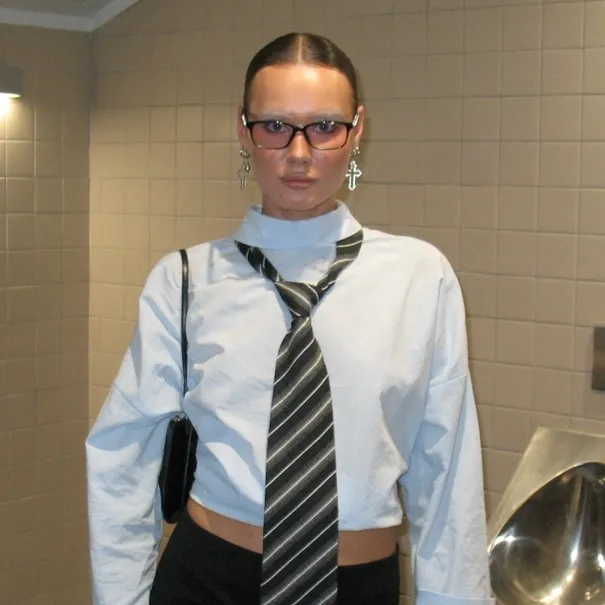 sstrannaydevochka
