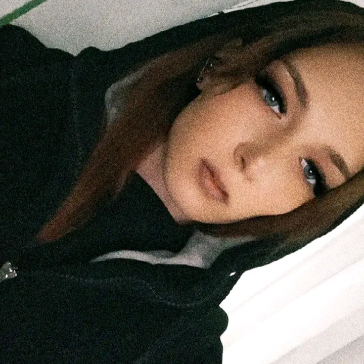 kristina_bratusenko