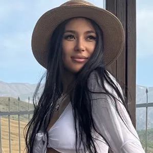 molika_kz