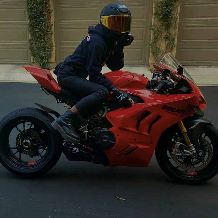 moto.bxby