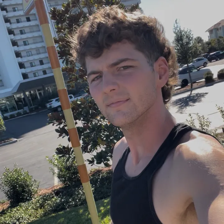@itslennon7