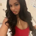 @danielledeanee