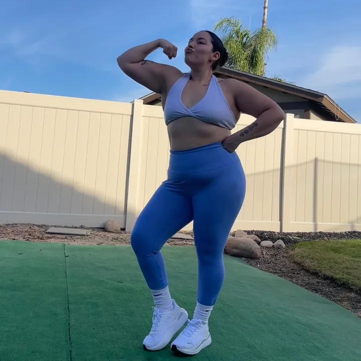@_thatskarlee.fit