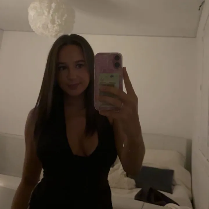 xnicolegilmour