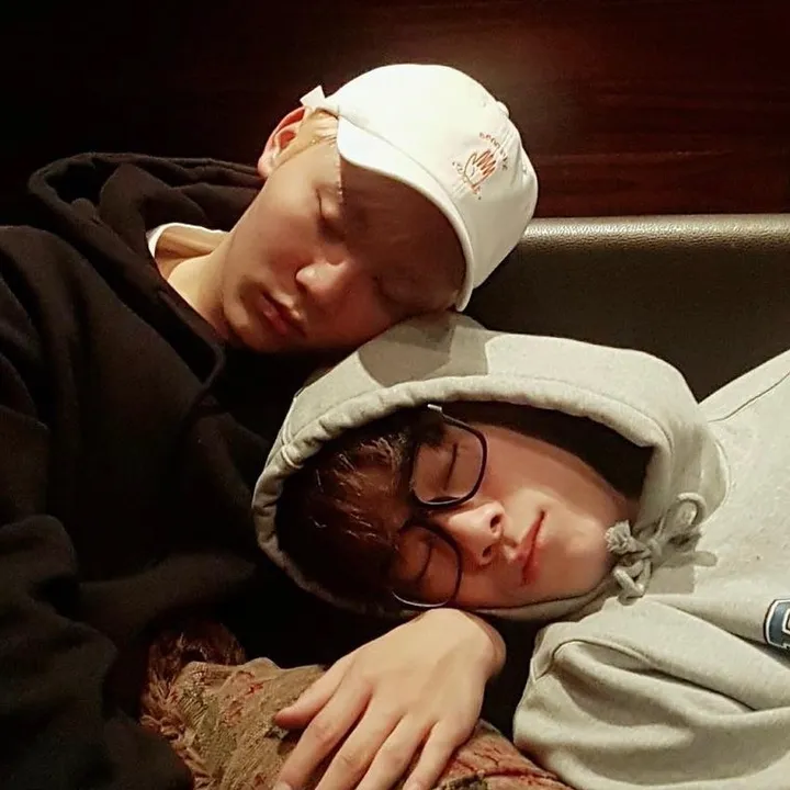 @hugsvt