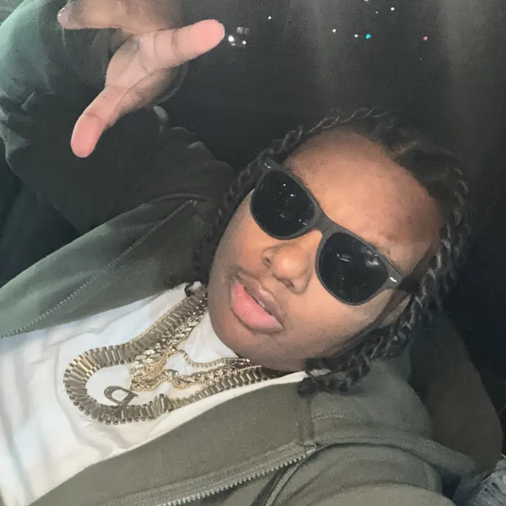 thepeoplesfavoritestud
