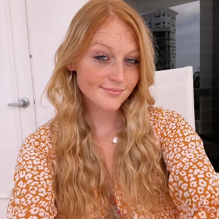 @alexismurdock