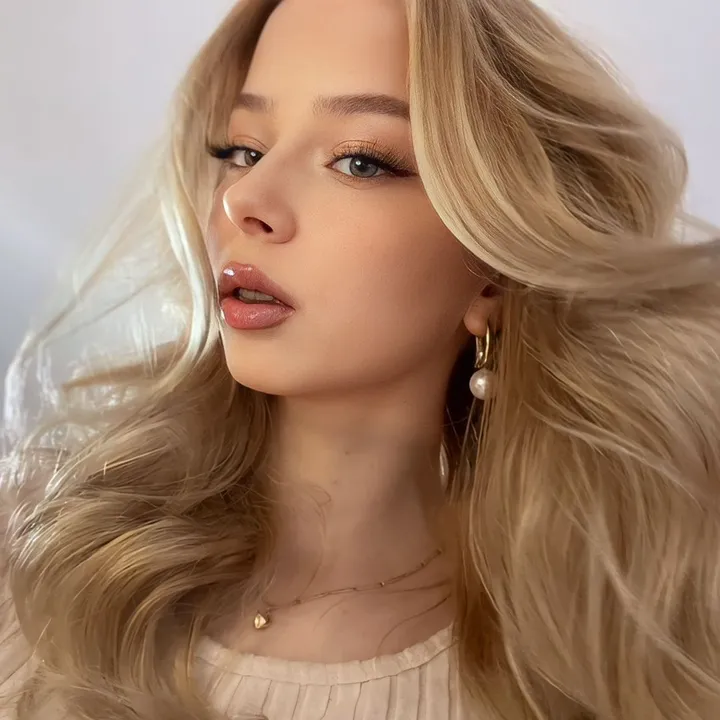 @vicrossie