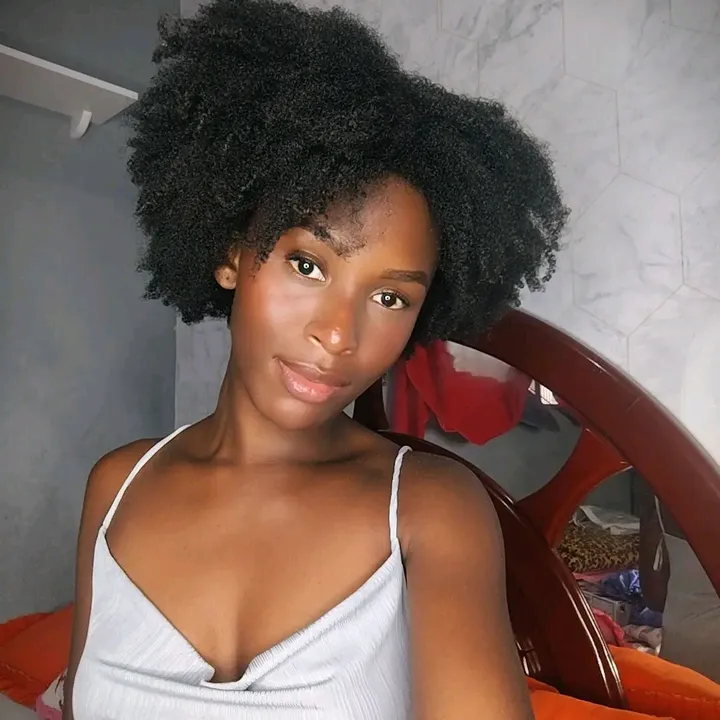 cassiabrittooficial